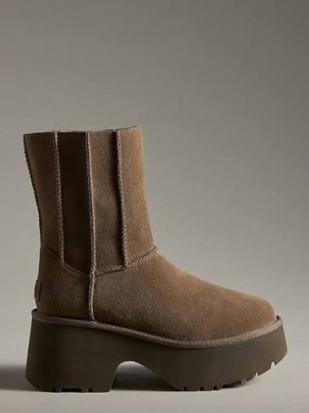 'NWOT UGG Classic Twin Seam New Heights Boots ~ 9